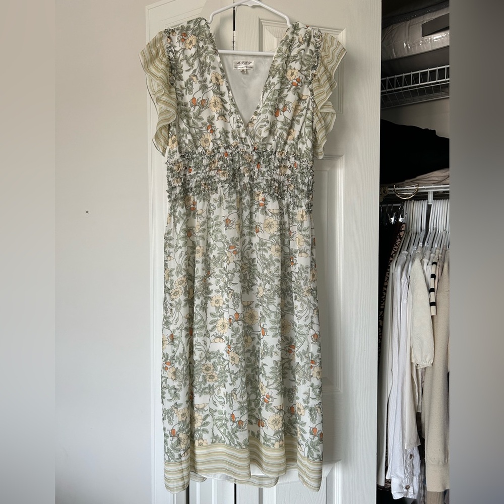Floral Ruffle Sleeve Dress